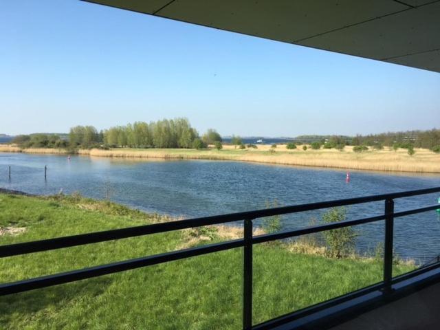 ארנמאודן Appartement Aan Jachthaven Met Zicht Op Veerse Meer מראה חיצוני תמונה
